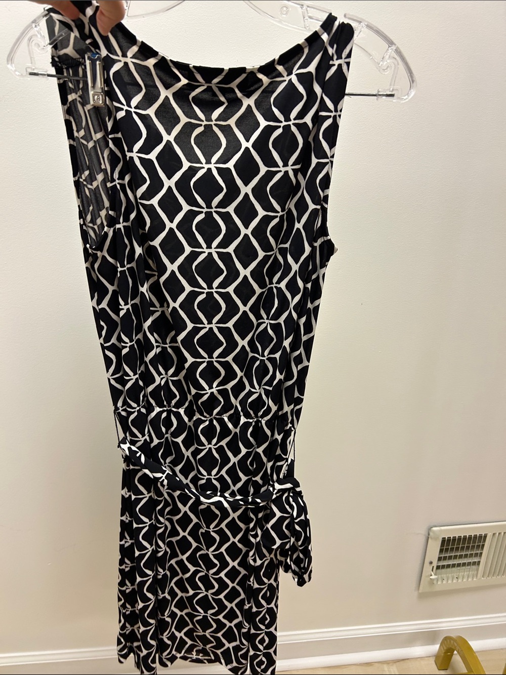 Jones New York Black and White Geometric Cowl-Neck Midi Dress image 2
